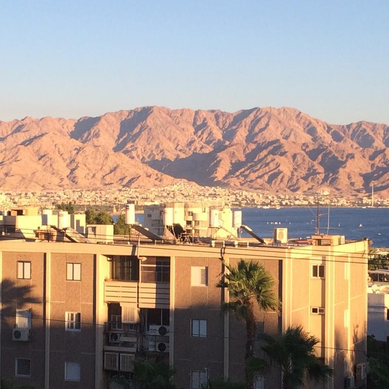Avi'S Suites Eilat Exteriör bild