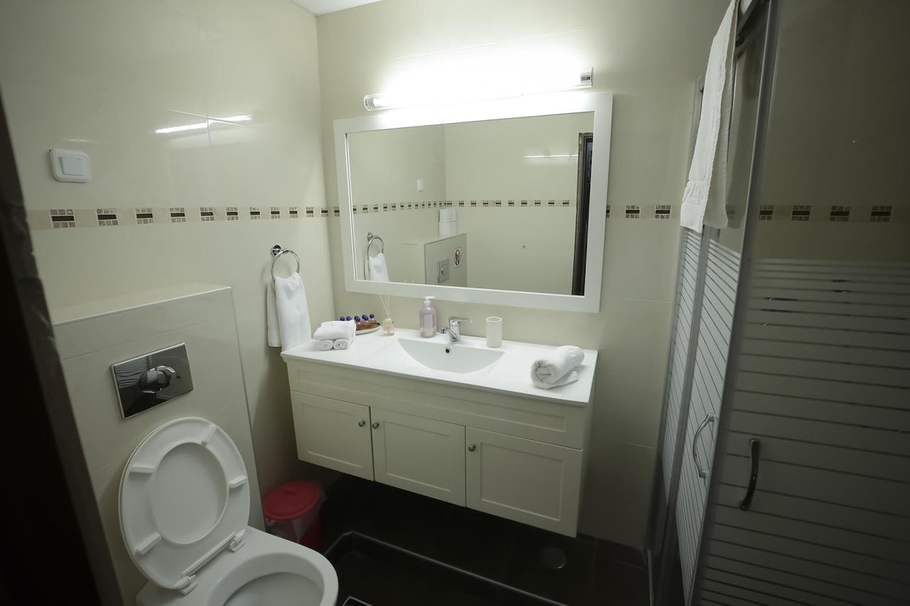 Avi'S Suites Eilat Exteriör bild