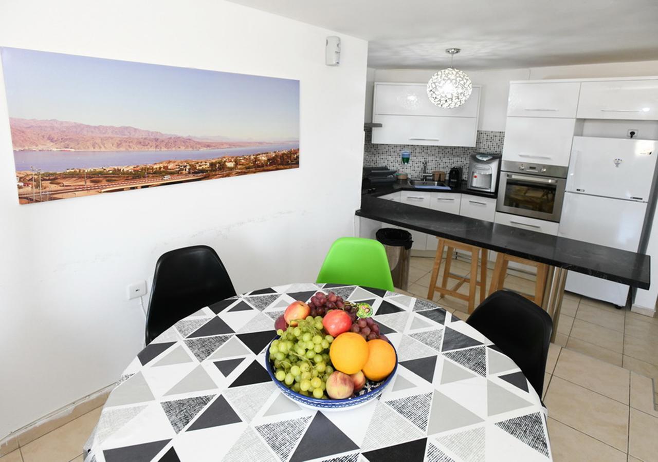 Avi'S Suites Eilat Exteriör bild