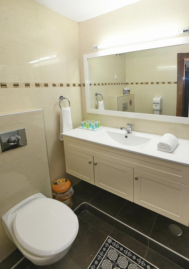 Avi'S Suites Eilat Exteriör bild